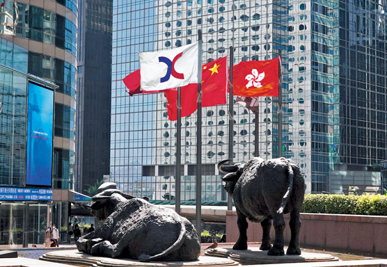 华夏国际 港交所：目前递表企业约280家，科技公司约占一半，赴香港上市的硬科技企业数量显著增加